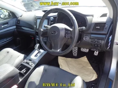 Subaru LEGACY B4