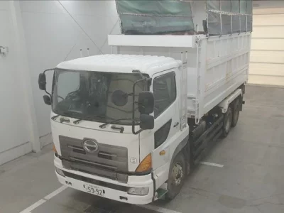Hino TRUCK