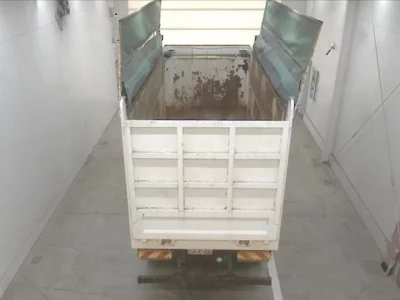 Hino TRUCK