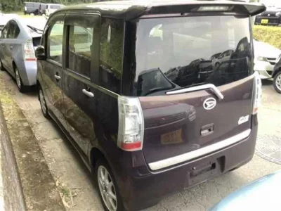 Daihatsu TANTO EXE