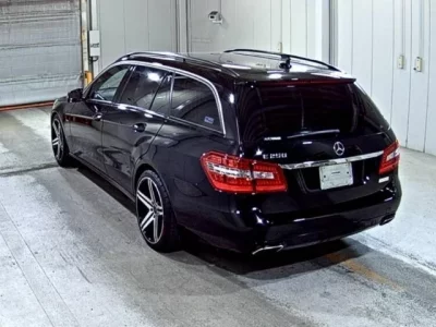 Mercedes-Benz E CLASS WAGON