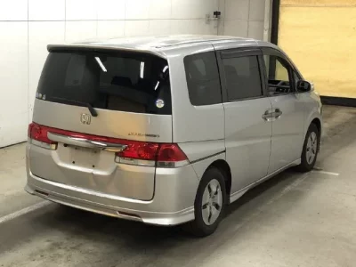 Honda STEP WAGON