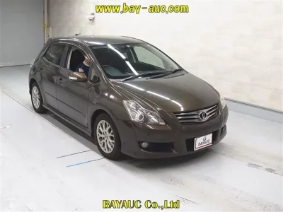 Toyota BLADE
