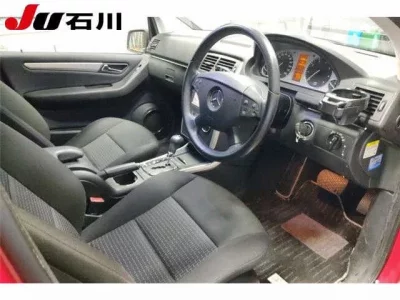 Mercedes-Benz B CLASS