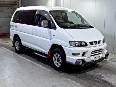 Mitsubishi DELICA