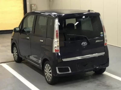 Subaru STELLA