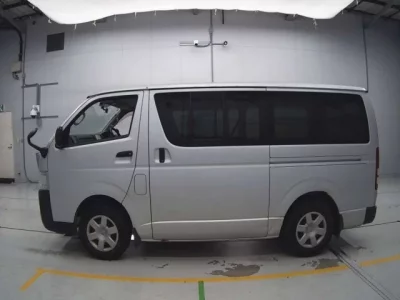 Toyota REGIUS ACE VAN