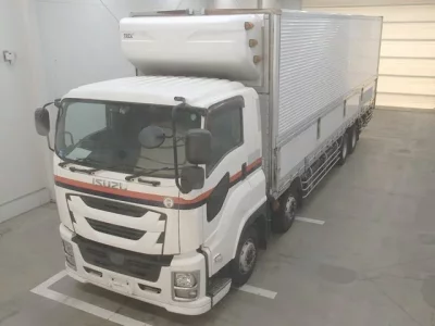 Isuzu TRUCK