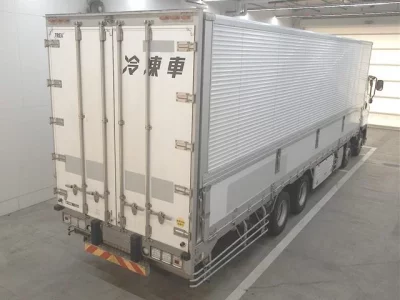 Isuzu TRUCK