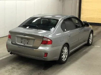 Subaru LEGACY B4