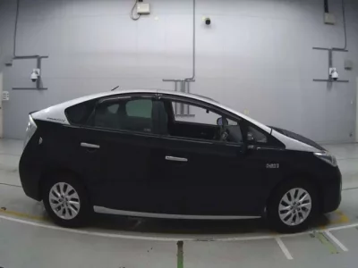 Toyota PRIUS PHV