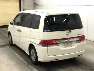 Honda STEP WAGON