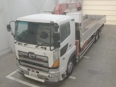 Hino TRUCK