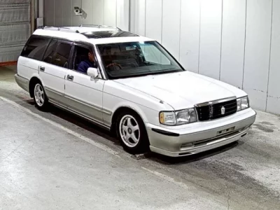 Toyota CROWN WAGON