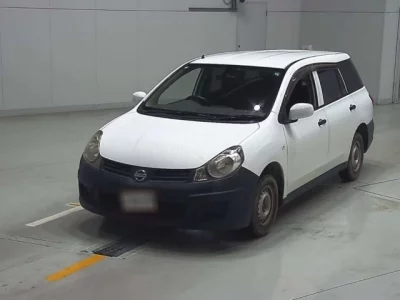 Nissan AD