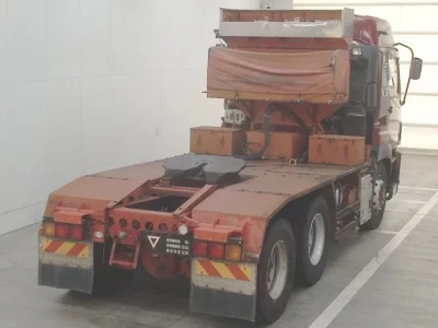 Isuzu TRUCK