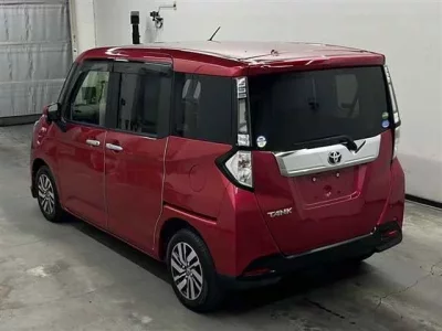 Toyota TANK