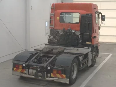 Isuzu TRUCK