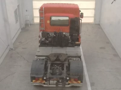 Isuzu TRUCK