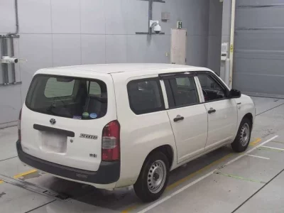 Toyota SUCCEED