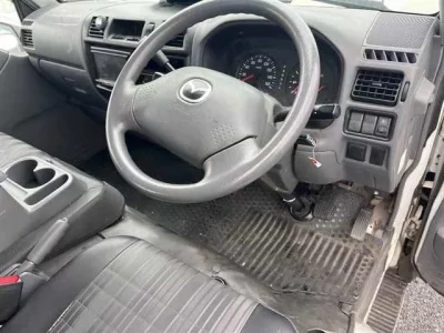 Mazda BONGO VAN