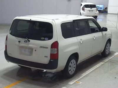 Toyota SUCCEED