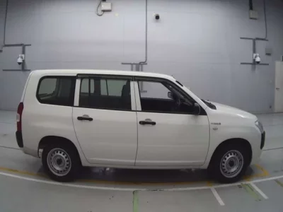 Toyota SUCCEED