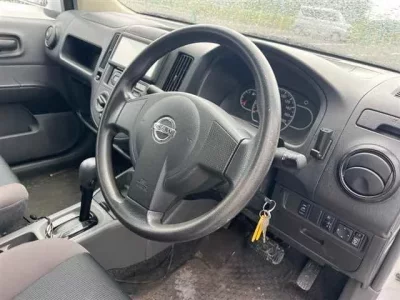Nissan AD