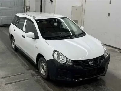 Nissan AD