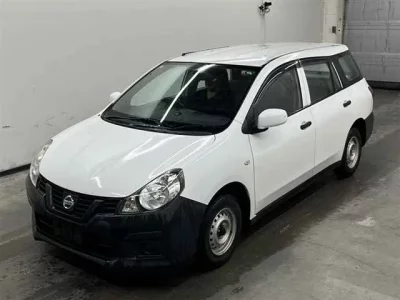 Nissan AD