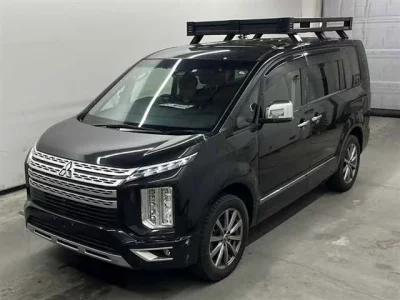 Mitsubishi DELICA D5