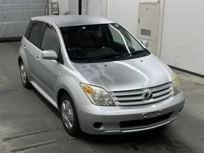 Toyota IST