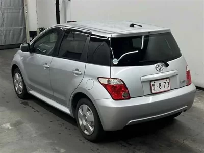 Toyota IST