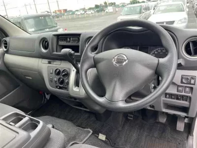 Nissan CARAVAN VAN