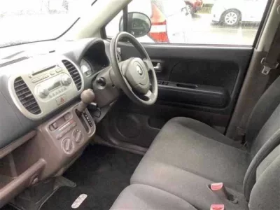 Suzuki MRWAGON