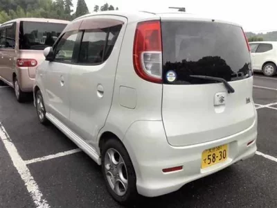 Suzuki MRWAGON