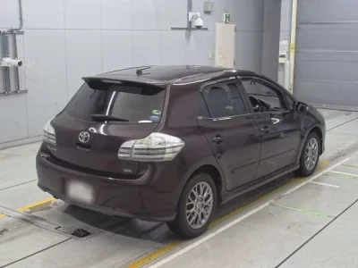 Toyota BLADE