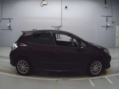 Toyota BLADE