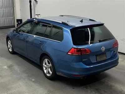 Volkswagen GOLF VARIANT