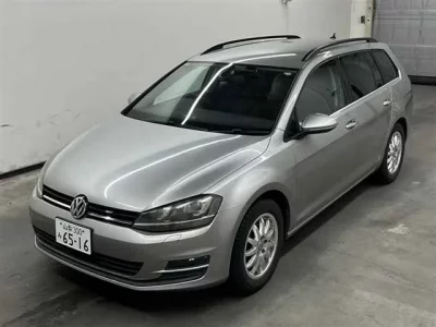 Volkswagen GOLF VARIANT