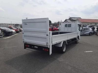 Nissan ATLAS