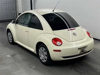 Volkswagen NEW BEETLE