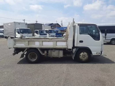 Mazda TITAN