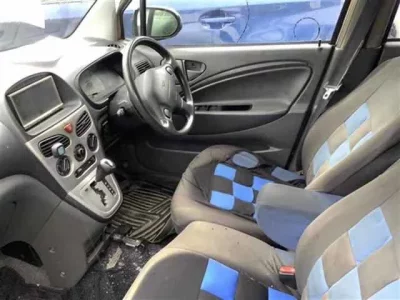 Daihatsu MAX