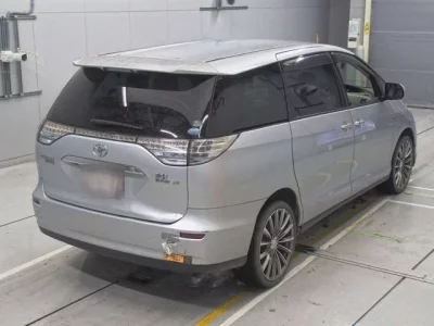 Toyota ESTIMA HYBRID