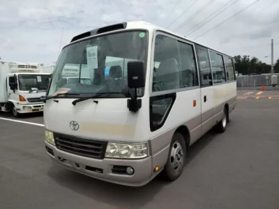 Toyota COASTER