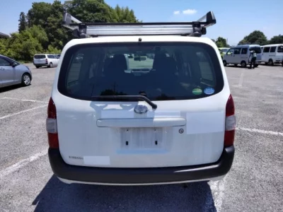 Toyota SUCCEED