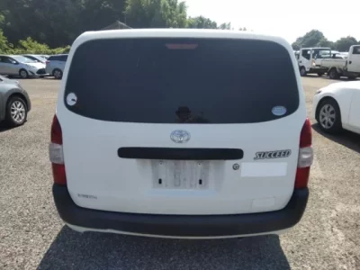 Toyota SUCCEED