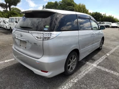 Toyota ESTIMA HYBRID