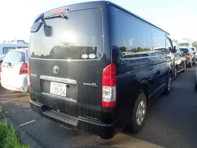 Toyota HIACE VAN